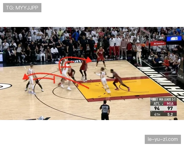 曼城欧冠表现持续抢眼，实力与战术融合成制胜关键