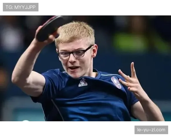 菲利克斯上场拼到喘，下场立刻变度假网红，看的我怀疑人生